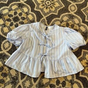 H&M Divided Blue White Stripe Puff Sleeve Peplum Bow Tie Blouse Small Cottage